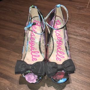 Betseyville wedges
